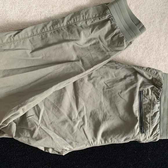 Lolë size 8 womens pants - Picture 3 of 3